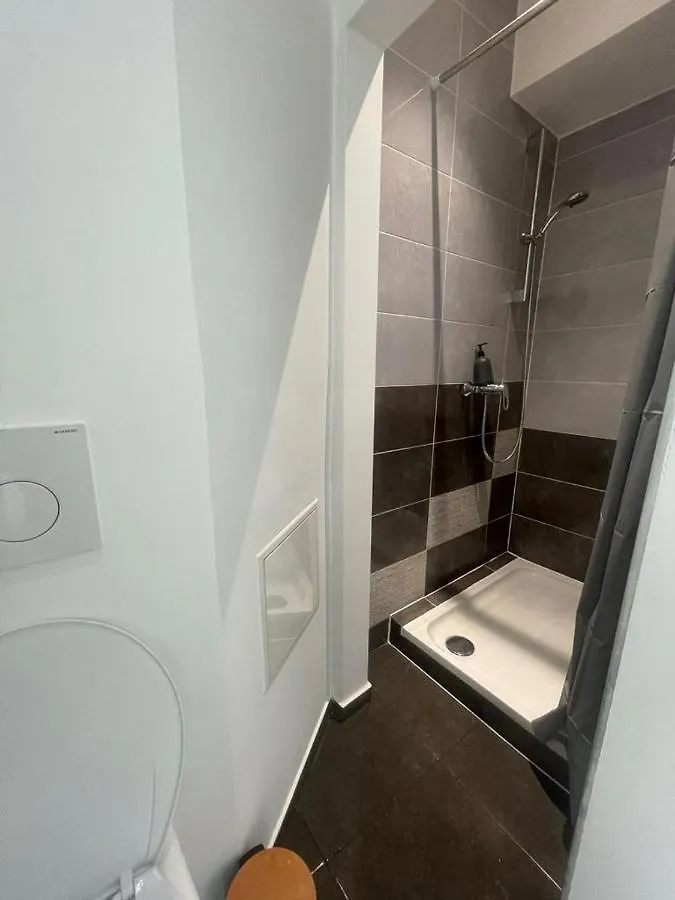 Homestay Schaerbeek Room 2 Brussels