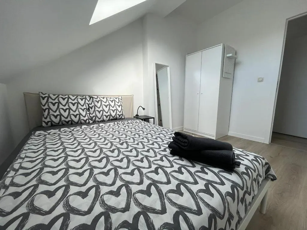 Schaerbeek Room 2 Bruselas Habitación en casa particular